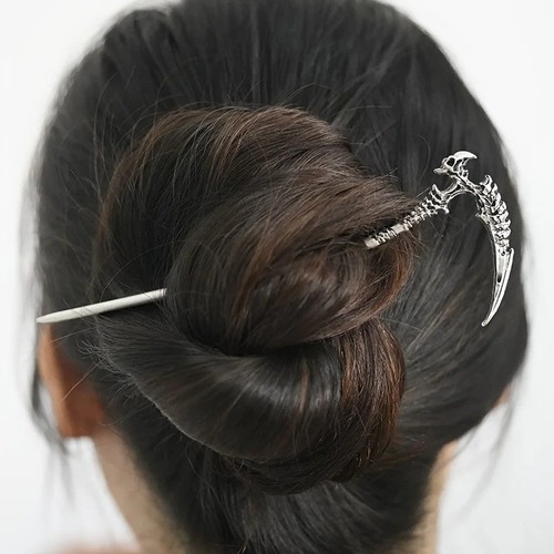 Nordic retro skull scythe - retro,